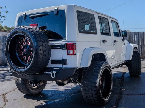 Used 2013 Jeep Wrangler Unlimited Rubicon w/ Connectivity Group image 5