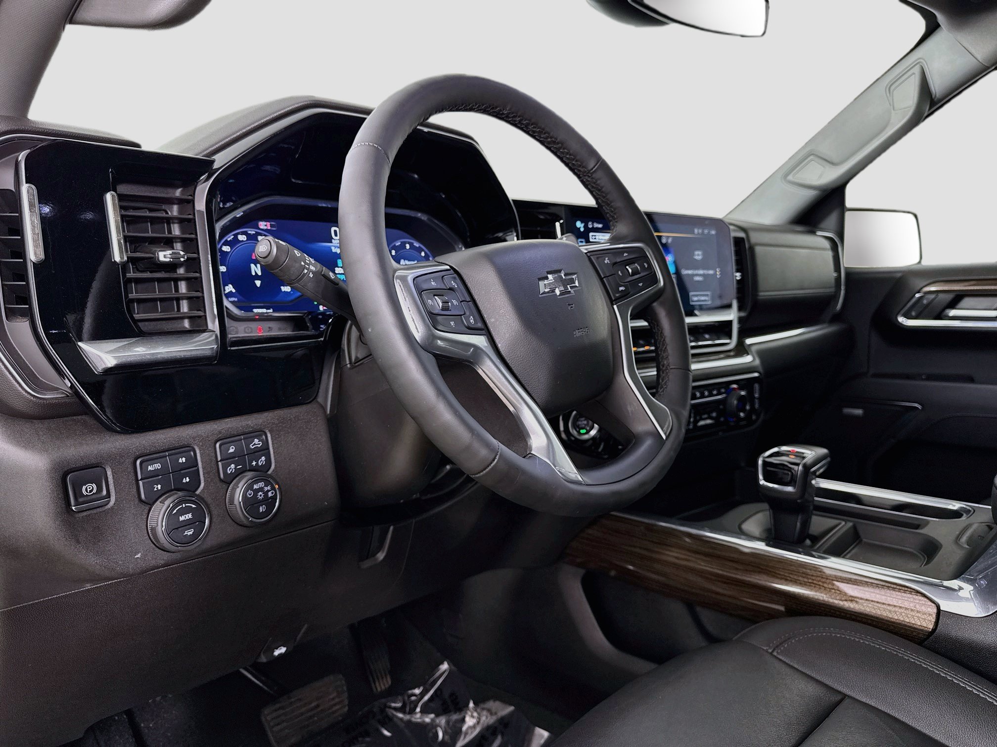 Used 2024 Chevrolet Silverado 1500 RST AWD/4WD image 11