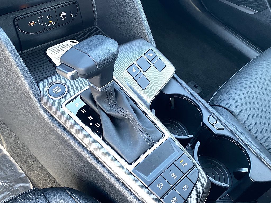 New 2026 Kia Sportage EX FWD image 18
