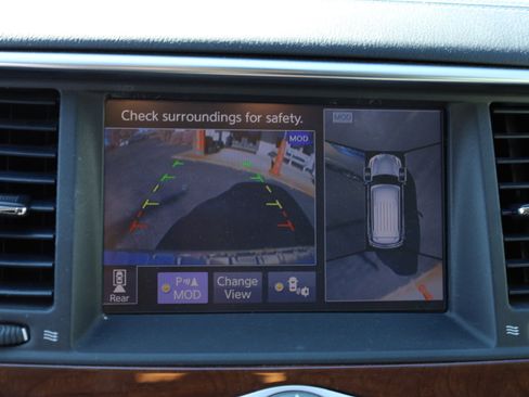 Used 2018 INFINITI QX80 2WD w/ Driver Assistance Package image 32