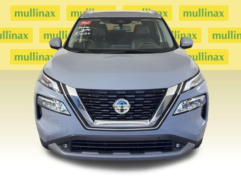 Used 2021 Nissan Rogue SL w/ Premium Package FWD image 16