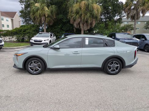 Used 2025 Kia K4 FWD image 8