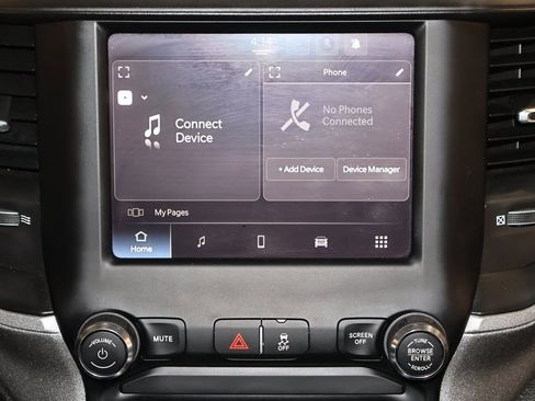 Used 2024 RAM 2500 Tradesman w/ Chrome Appearance Group image 28