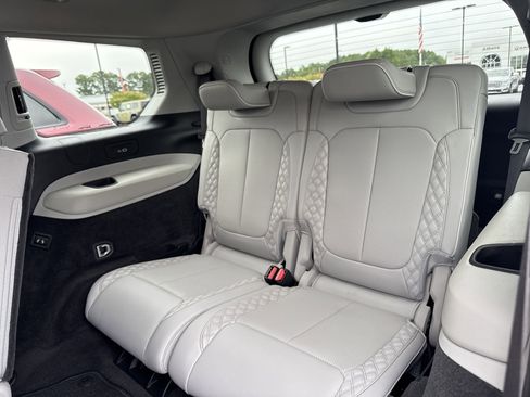 Used 2021 Jeep Grand Cherokee L Summit w/ Advanced Protech Group IV image 12