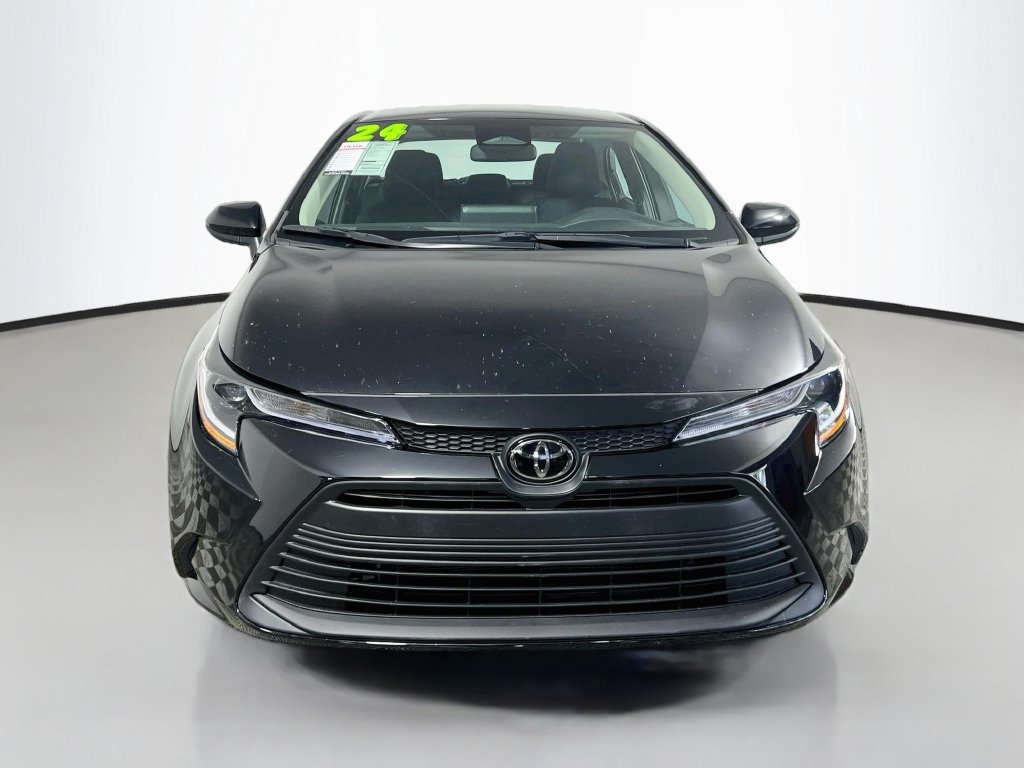 Used 2024 Toyota Corolla LE FWD image 8