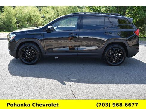 Used 2020 GMC Terrain SLE w/ Driver Convenience Package AWD/4WD image 4