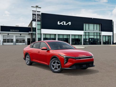 New 2025 Kia K4 LXS image 9