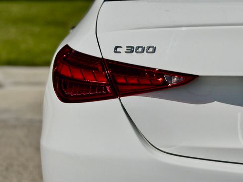 Used 2024 Mercedes-Benz C 300 Sedan image 13
