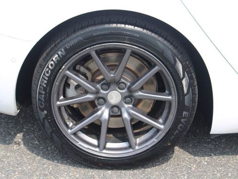 Used 2018 Tesla Model 3 Mid Range RWD image 8