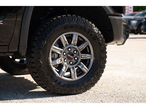 New 2026 GMC Sierra 1500 AT4X AWD/4WD image 10