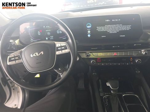 Used 2025 Kia Telluride S image 9