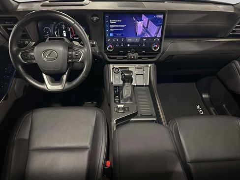 Certified 2025 Lexus GX 550 w/ Accessory Package (2T) AWD/4WD image 18
