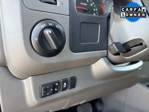 Used 2020 Nissan NV 3500 SL w/ Navigation Package image 36