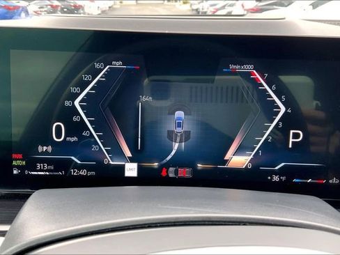 Used 2025 BMW X5 xDrive40i w/ M Sport Package image 16