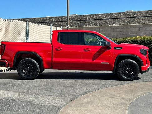 Certified 2023 GMC Sierra 1500 Elevation RWD image 3