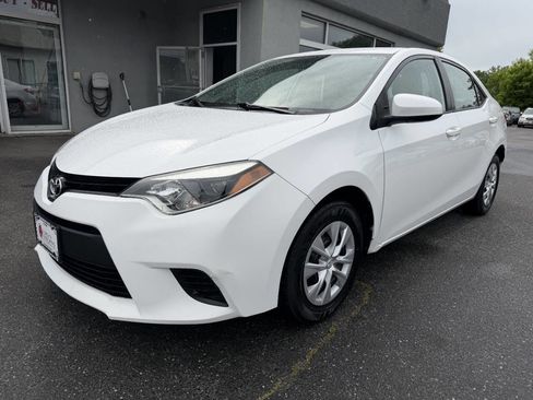 Used 2016 Toyota Corolla L FWD image 3