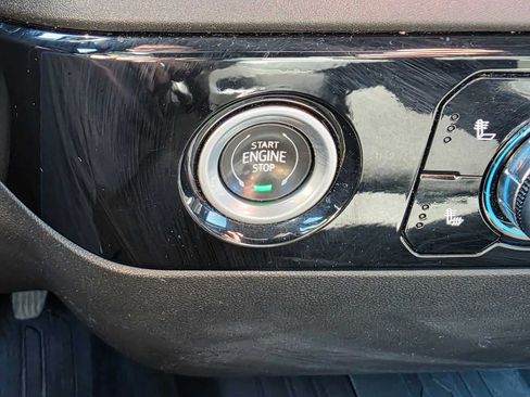 Used 2022 GMC Sierra 1500 Elevation w/ LPO, Elevation Black Package AWD/4WD image 32