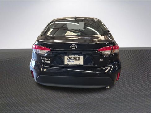 Used 2026 Toyota Corolla LE FWD image 6