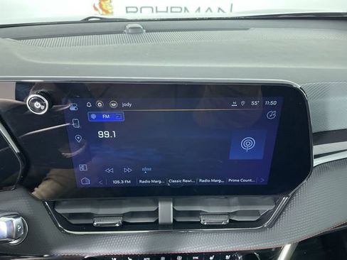 Used 2025 Chevrolet Equinox RS w/ Safety and Technology Package image 23