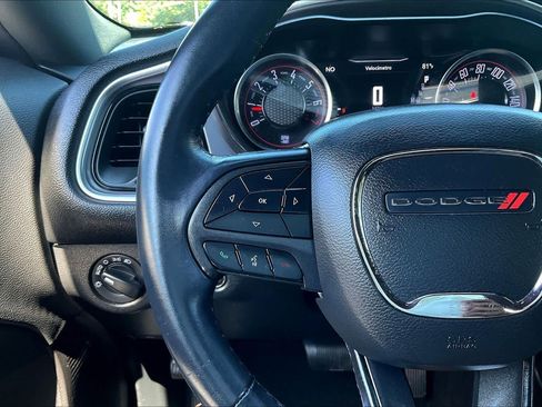 Used 2019 Dodge Challenger SXT RWD image 23