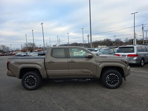 New 2026 Toyota Tacoma TRD Sport image 4