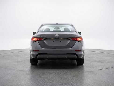Used 2025 Nissan Sentra S image 7