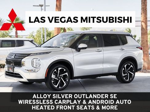 Used 2024 Mitsubishi Outlander SE image 1