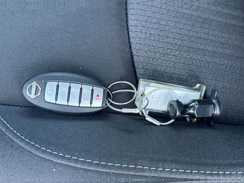 Used 2025 Nissan Altima 2.5 SV image 24