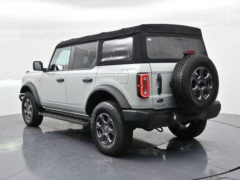 Used 2022 Ford Bronco Big Bend image 3