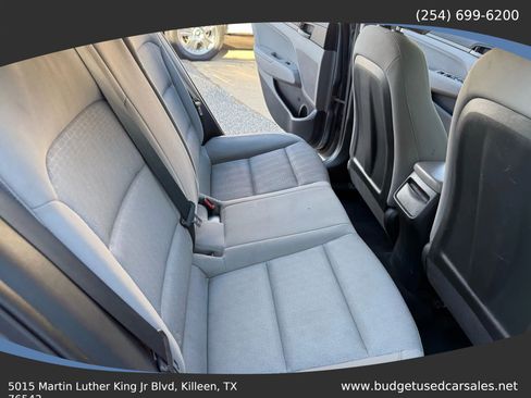 Used 2017 Hyundai Elantra SE FWD image 20