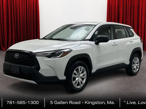 Certified 2023 Toyota Corolla Cross L AWD/4WD image 1