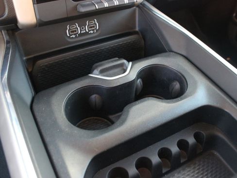 Used 2022 RAM 1500 Laramie image 25