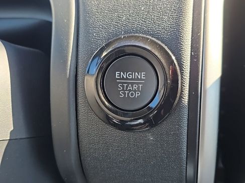 Used 2025 Ford Expedition Max Active AWD/4WD image 5