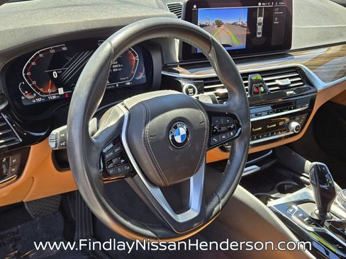 Used 2023 BMW 540i w/ Convenience Package RWD image 22