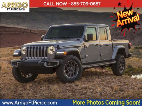 Used 2021 Jeep Gladiator Sport AWD/4WD image 1