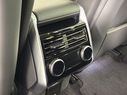 New 2026 Land Rover Range Rover SE image 28