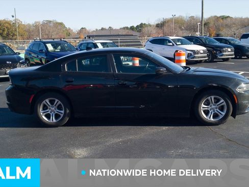 Used 2023 Dodge Charger SXT image 5