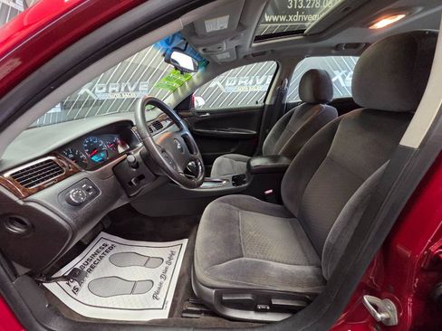 Used 2014 Chevrolet Impala LT w/ LT Sunroof Package FWD image 19