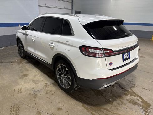 Used 2023 Lincoln Nautilus Reserve image 6