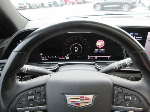 Certified 2021 Cadillac Escalade Sport AWD/4WD image 35