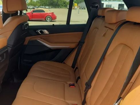 Used 2021 BMW X5 sDrive40i w/ Executive Package RWD image 5