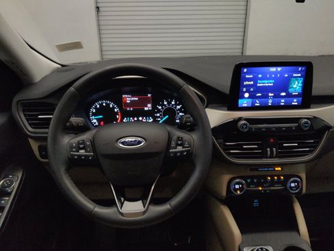 Used 2021 Ford Escape SE w/ SE Sport Appearance Package FWD image 22