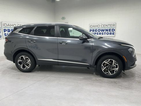 Used 2024 Kia Sportage LX AWD/4WD image 9