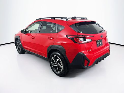 Used 2024 Subaru Crosstrek 2.0i Premium image 5