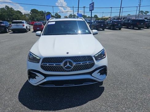 Used 2026 Mercedes-Benz GLE 450 4MATIC image 3