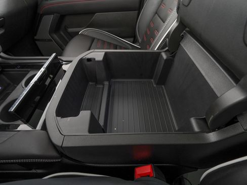 Used 2026 GMC Yukon XL AT4 Ultimate image 33