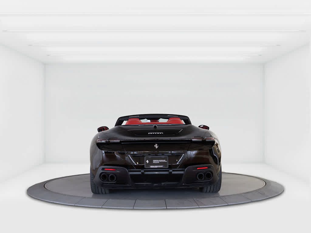 Used 2025 Ferrari Roma Spider RWD image 4