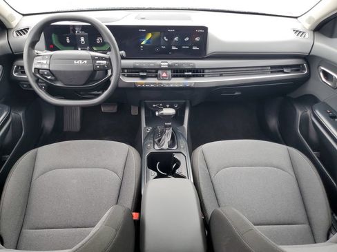 Used 2025 Kia K4 FWD image 11