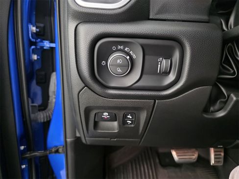 Certified 2022 RAM 1500 Lone Star image 28