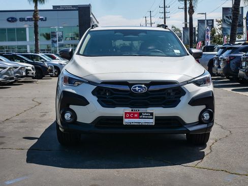 Used 2024 Subaru Crosstrek 2.0i Premium AWD/4WD image 2